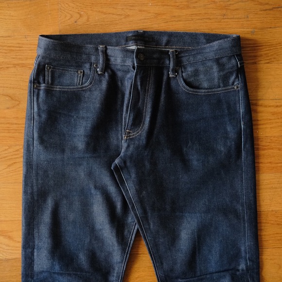 Uniqlo Jeans Men's Slim Straight Dark Wash Denim Cotton Spandex Size 35x28 - Picture 2 of 12